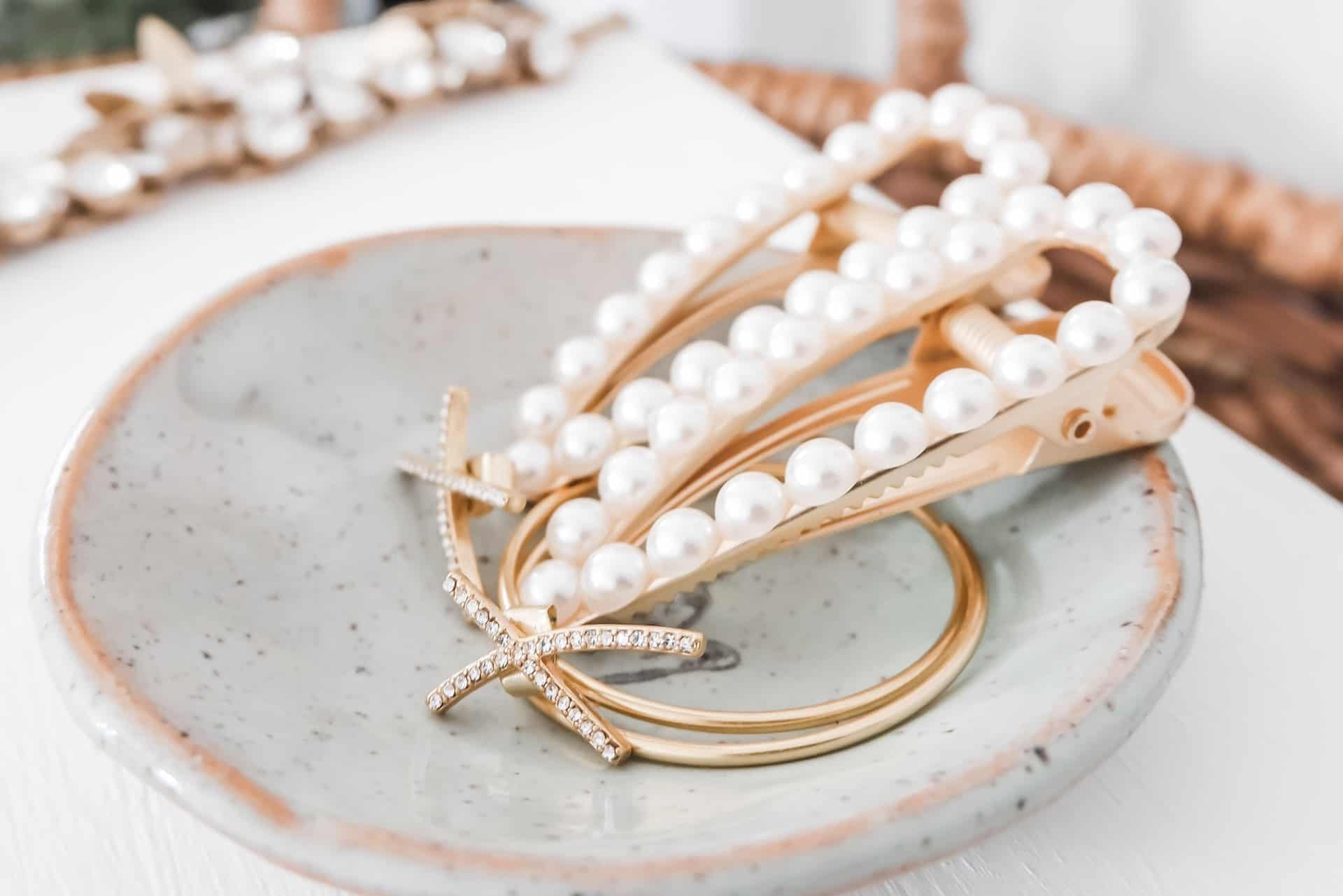 fiona-murray-KE95wIwKp4Y-unsplash Why a Public Figure Shouldn’t Wear Diamonds